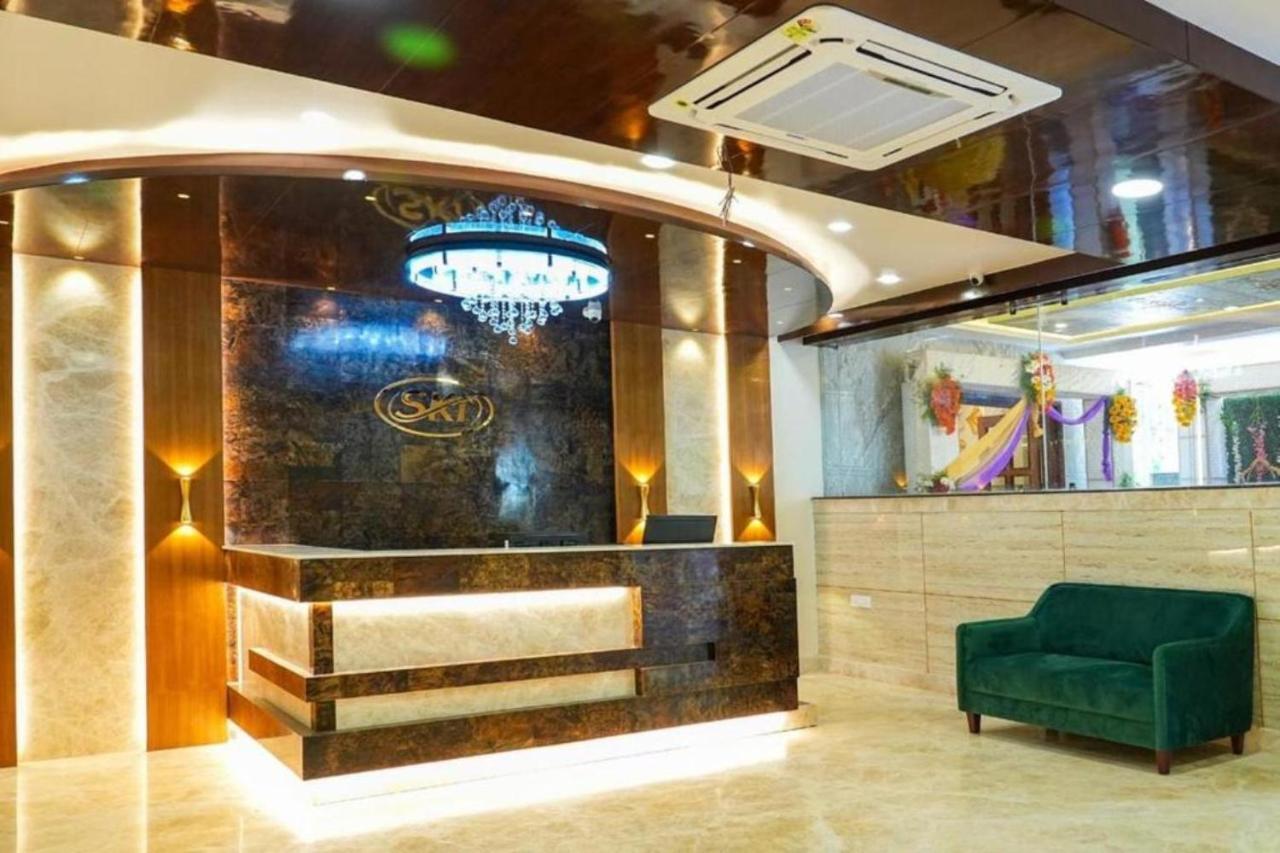Sri Krishna Inn - Kempegowda Airport Bangalore Devanahalli Zewnętrze zdjęcie