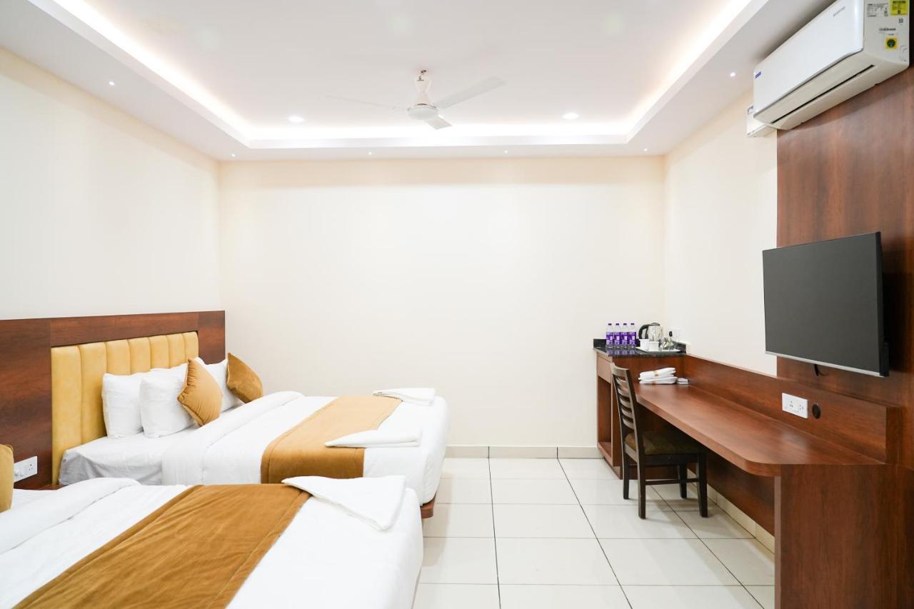 Sri Krishna Inn - Kempegowda Airport Bangalore Devanahalli Zewnętrze zdjęcie